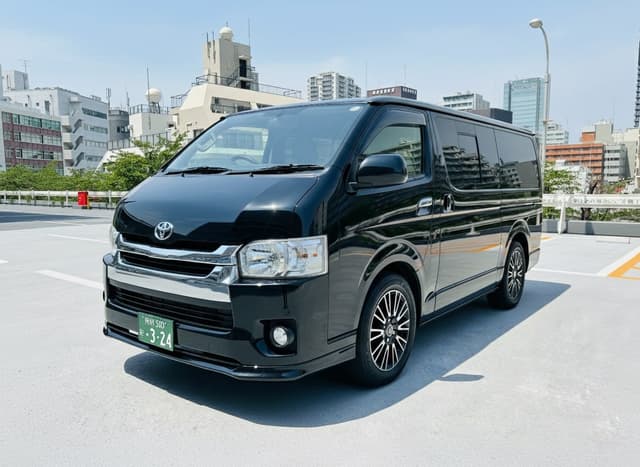 Toyota Hiace Grand Cabin - View 1